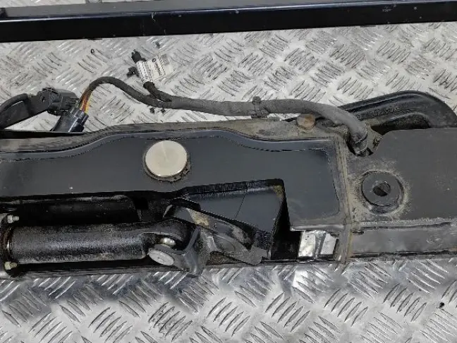 Сцепное устройство фаркоп Range Rover 4 L405