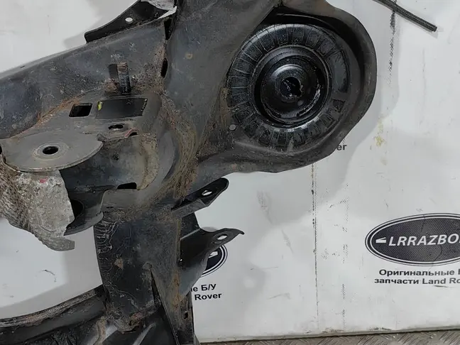 Подрамник задний Range Rover Sport 2 L494