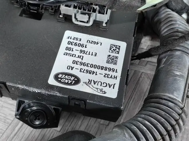 Амортизаторы багажника комплект Discovery 5 L462