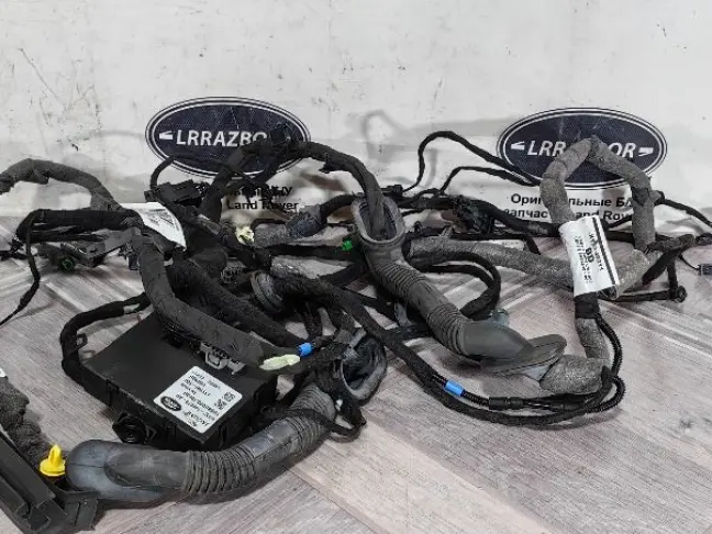 Амортизаторы багажника комплект Discovery 5 L462