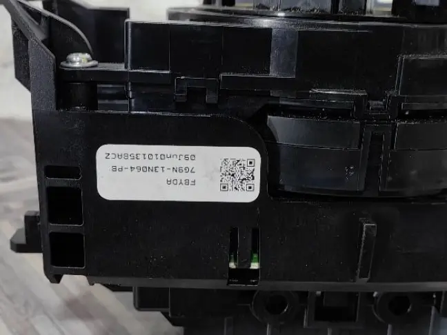 Шлейф подрулевой Land Rover Freelander 2 2.2