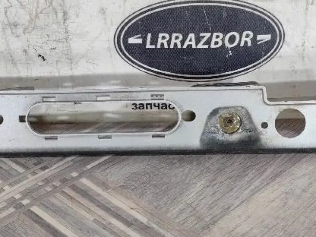 Кронштейн крыла Range Rover Sport 2 L494