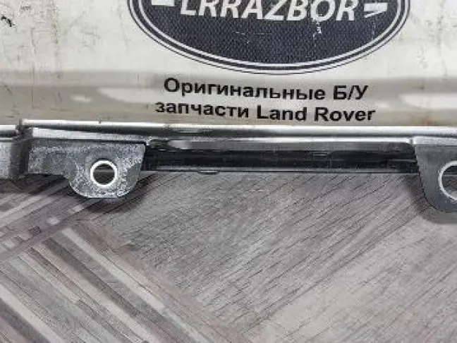 Кронштейн крыла Range Rover Sport 2 L494