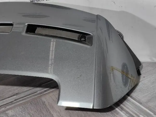 Спойлер задний Land Rover Discovery 5 L462