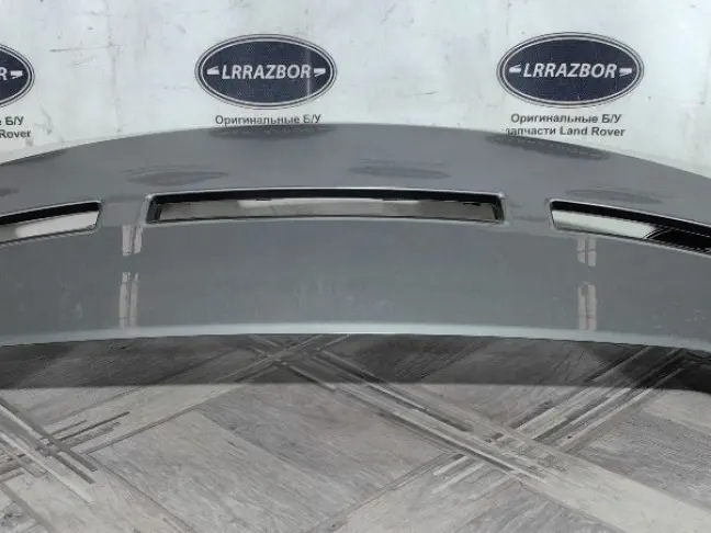 Спойлер задний Land Rover Discovery 5 L462