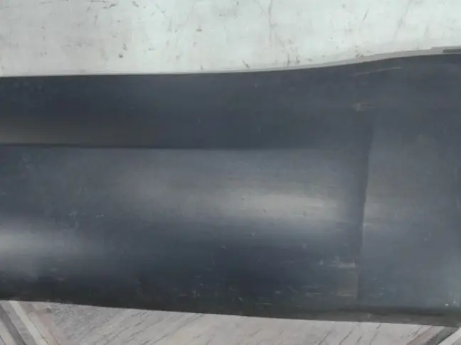 Молдинг задний левый Land Rover Discovery 5 L462