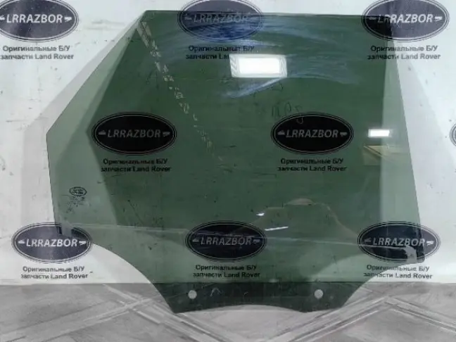 Стекло заднее правое Land Rover Discovery 5 L462