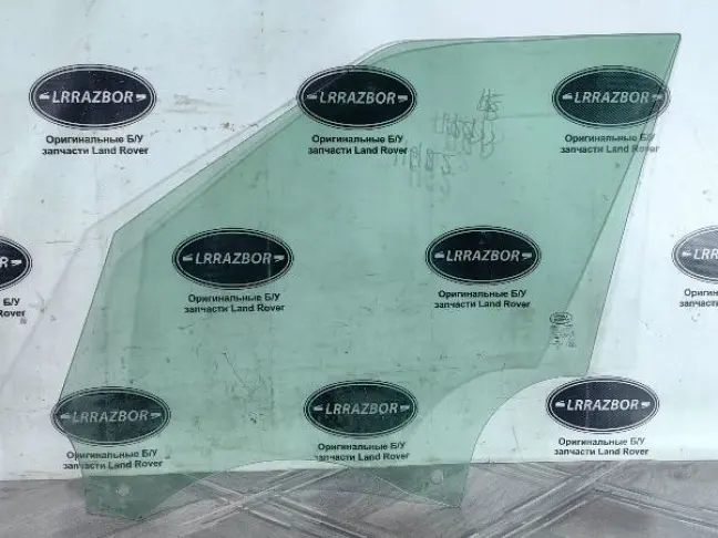 Стекло переднее правое Land Rover Discovery 5 L462
