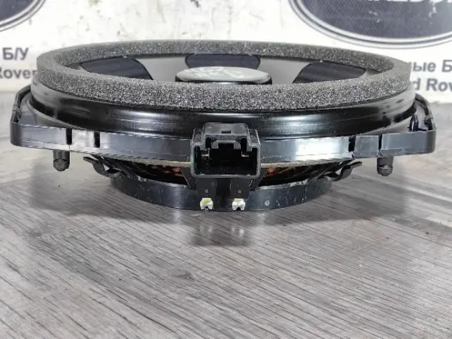 Динамик передний ниж Land Rover Discovery 5 L462