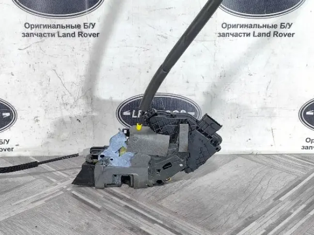 Замок задний левый Land Rover DISCOVERY 5 L462