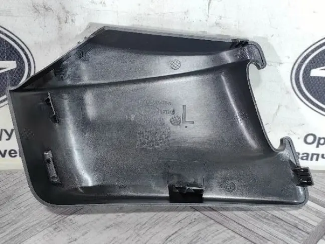 Заглушка ремня безопасности Range Rover 4 L405