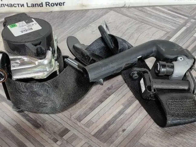 Ремень безопасности Land Rover Discovery 5 L462