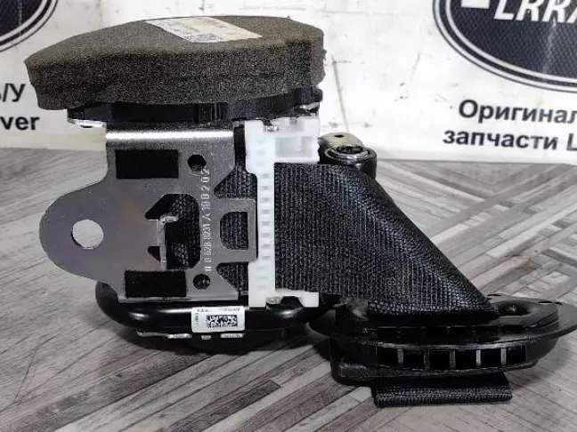 Ремень безопасности задний Discovery 5 L462