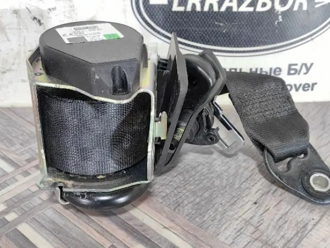 Ремень безопасности задний Discovery 5 L462