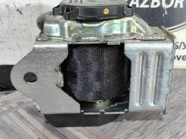 Ремень безопасности Jaguar F-Pace 2016-2020