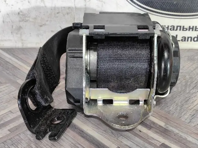 Ремень безопасности Jaguar F-Pace 2016-2020