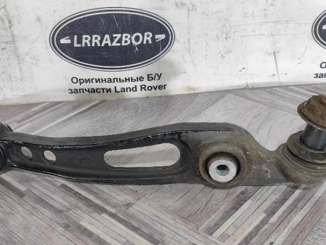 Рычаг передний левый прямой Range Rover 4 L405