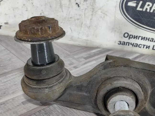 Рычаг передний правый прямой Range Rover 4 L405