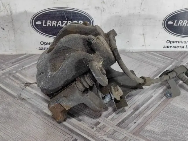 Суппорт передний правый Range Rover Sport 2