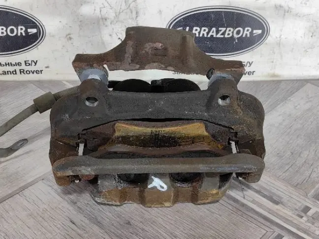 Суппорт передний правый Range Rover Sport 2