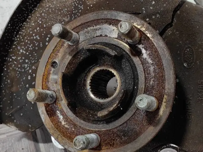 Кулак передний правый Range Rover L494 2013-2017