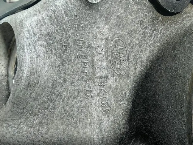 Кулак передний левый Range Rover L405 L494 2012+