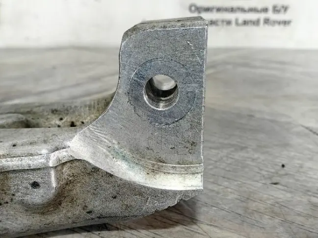 Кулак передний левый Range Rover L405 L494 2012+