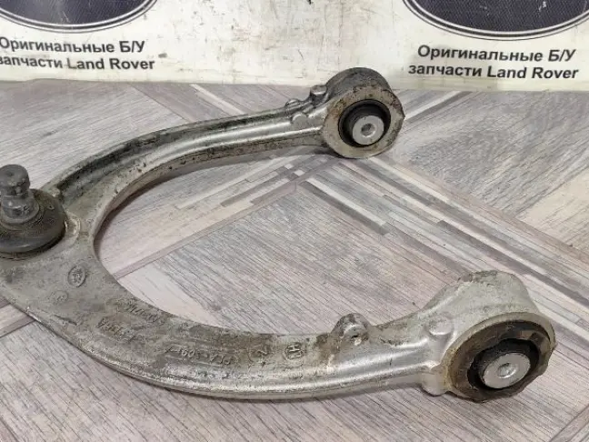 Рычаг передний верхний левый Range Rover L494