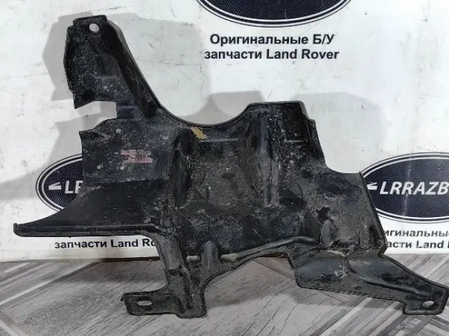 Пыльник двигателя  Land Rover Discovery 5 L462