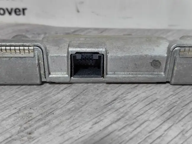 Камера переднего вида R Rover Velar L560 2017-н.в.