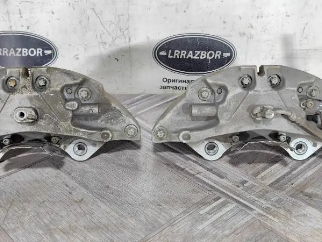 Тормоза передние комплект Land Rover Discovery 5