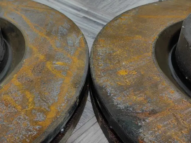 Тормоза передние комплект Land Rover Discovery 5