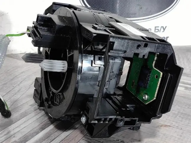 Подрулевой шлейф Land Rover Discovery 5 L462