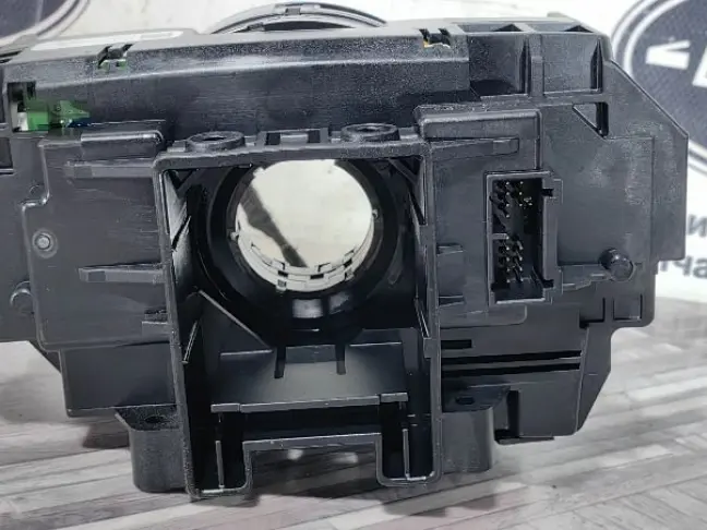 Подрулевой шлейф Land Rover Discovery 5 L462