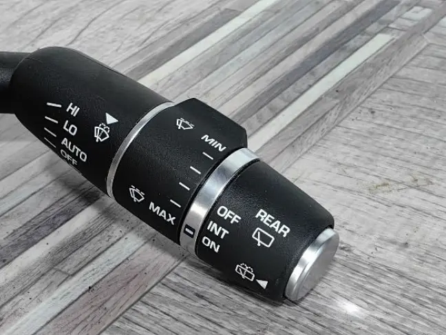 Переключатель стеклоочистителей Discovery 5 L462