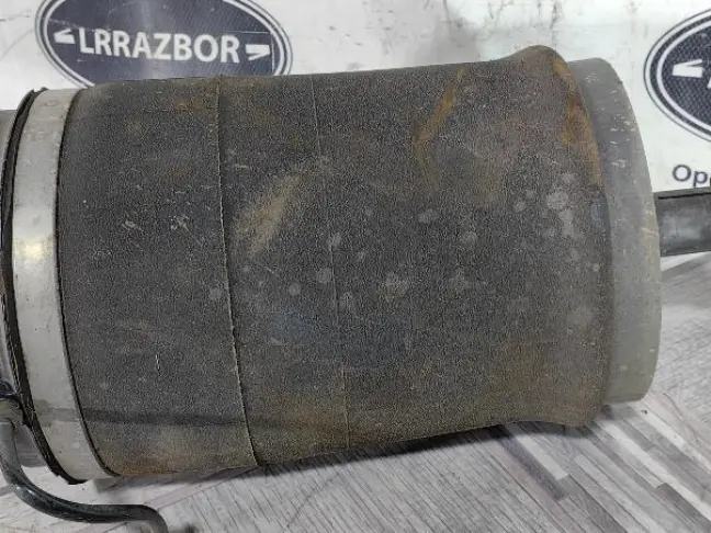 Подушка задняя левая Discovery 5 L462