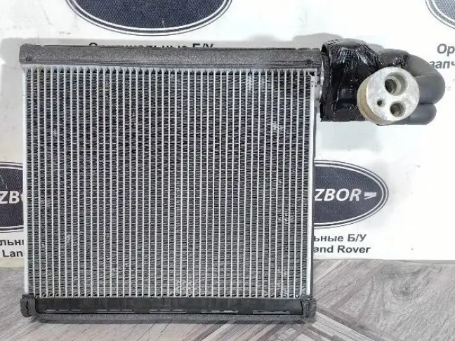 Испаритель кондиционер Land Rover Discovery 5 L462