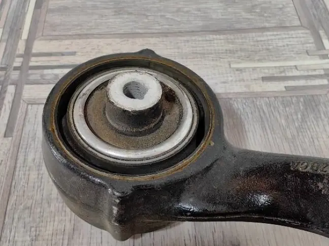 Рычаг передний левый Range Rover Sport 2 L494