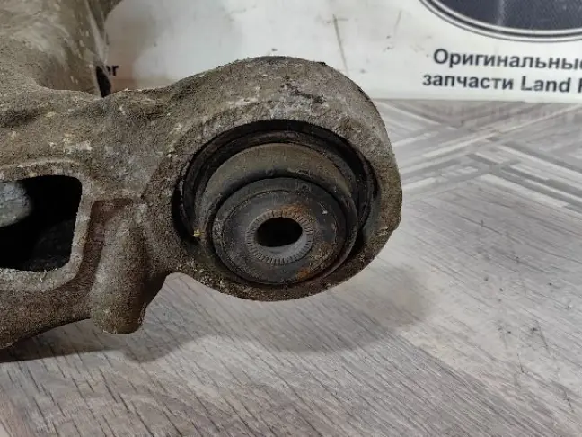 Рычаг задний левый нижний Range Rover L494