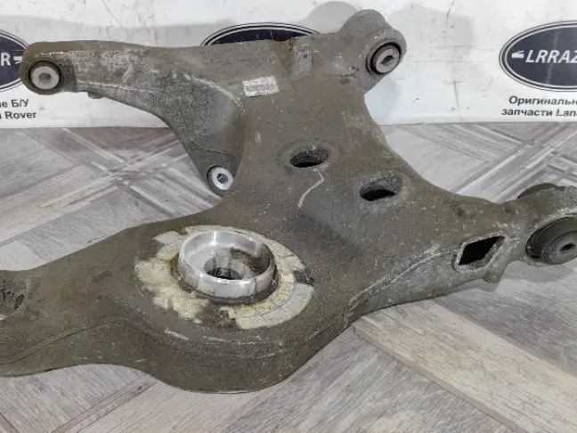 Рычаг задний левый нижний Range Rover L494