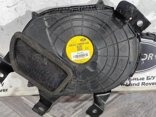 Сабвуфер  Land Rover Discovery 5 L462