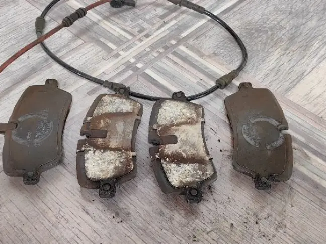 Колодки тормозные задние Range Rover Sport 2 L494