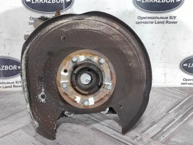 Кулак задний левый Range Rover Sport 2 L494