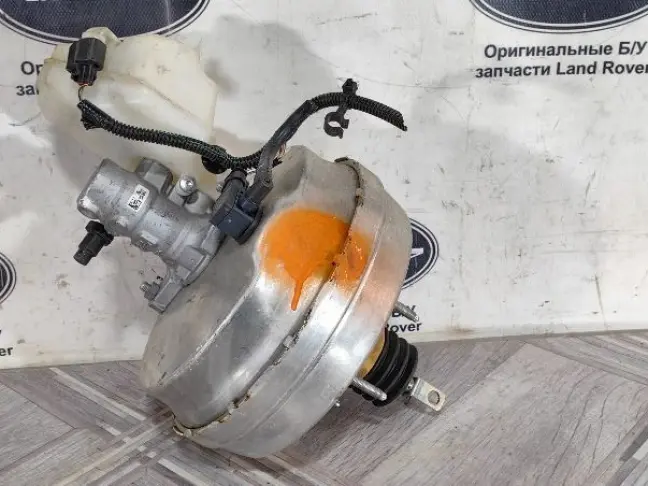 Вакуумный усилитель Range Rover Evoque 2 L551