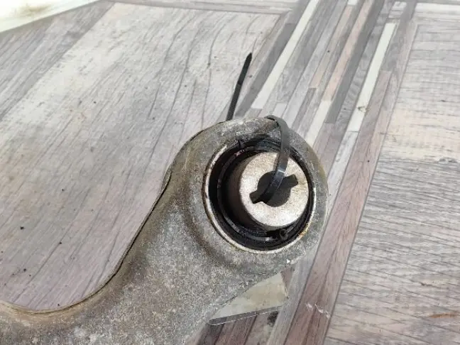 Рычаг задний левый верхн Range Rover Evoque 2 L551