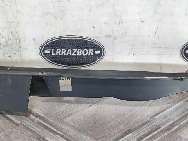 Уплотнитель капота Land Rover Discovery 5 L462