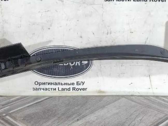 Уплотнитель капота Land Rover Discovery 5 L462