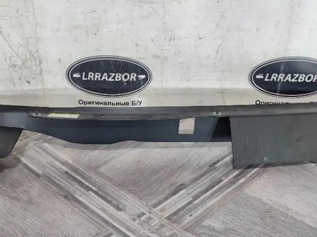 Уплотнитель капота Land Rover Discovery 5 L462