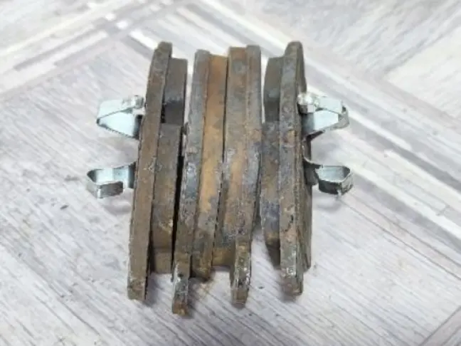 Колодки передние Land Rover Evoque I L538 2.2