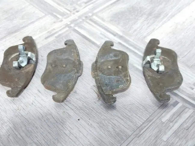 Колодки передние Land Rover Evoque I L538 2.2